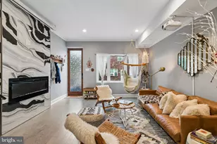 1027 Cross St, Philadelphia, PA 19147 - Photo 2