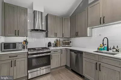 1027 Cross Street, Philadelphia, PA 19147 - Photo 10