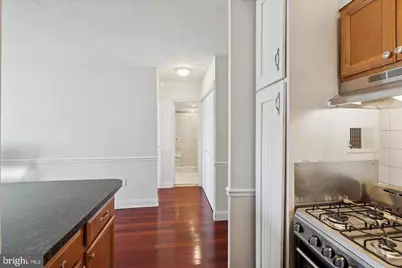 2101 Chestnut Street #1412, Philadelphia, PA 19103 - Photo 6