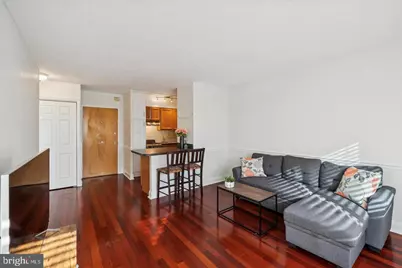 2101 Chestnut Street #1412, Philadelphia, PA 19103 - Photo 2