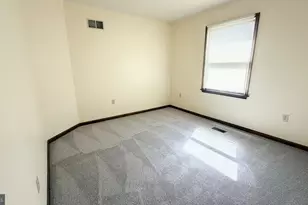 402 Solly Ave, Philadelphia, PA 19111 - Photo 16