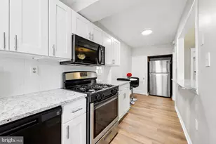 869 E Price St, Philadelphia, PA 19138 - Photo 10