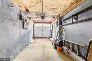 869 E Price St, Philadelphia, PA 19138 - Photo 24