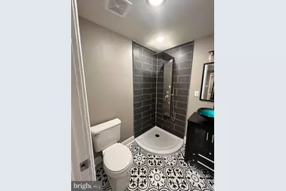 1429 W Diamond Street #1R, Philadelphia, PA 19121 - Photo 16