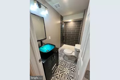 1429 W Diamond Street #1R, Philadelphia, PA 19121 - Photo 12