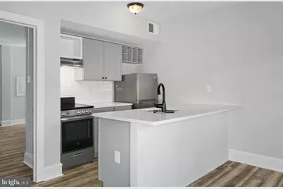 819 S 2nd Street #3F, Philadelphia, PA 19147 - Photo 4
