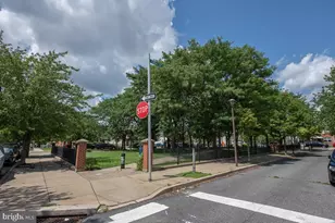 1216 Ogden St, Philadelphia, PA 19123 - Photo 48