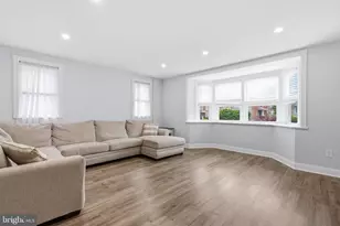 1315 E Cliveden St, Philadelphia, PA 19119 - Photo 16