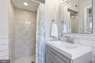 1315 E Cliveden St, Philadelphia, PA 19119 - Photo 22