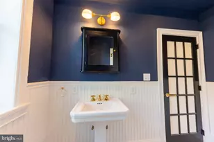 815 S 49th St, Philadelphia, PA 19143 - Photo 52
