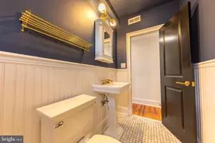 815 S 49th St, Philadelphia, PA 19143 - Photo 8