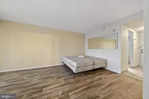 2001 Hamilton, Philadelphia, PA 19130 - Photo 6