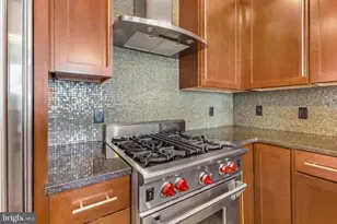 410 Shurs Ln, Philadelphia, PA 19128 - Photo 6