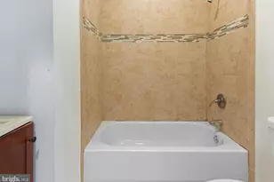 1724 W Norris St, Philadelphia, PA 19121 - Photo 8