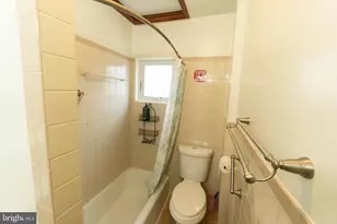 524 Dickinson St, Philadelphia, PA 19147 - Photo 6