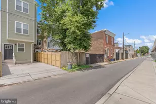 2551 Salmon St, Philadelphia, PA 19125 - Photo 16