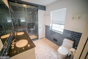 1917 Poplar St, Philadelphia, PA 19130 - Photo 22