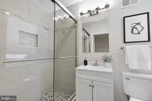 2715 Reed St, Philadelphia, PA 19146 - Photo 8