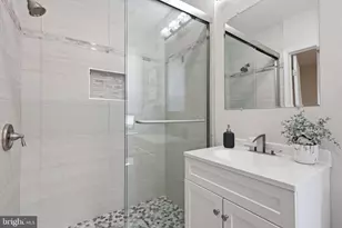 2715 Reed St, Philadelphia, PA 19146 - Photo 14