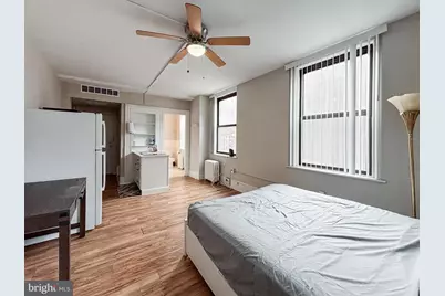 1324 Locust Street #604, Philadelphia, PA 19107 - Photo 4