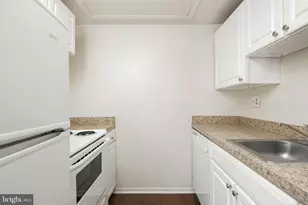 2031 South St, Philadelphia, PA 19146 - Photo 12