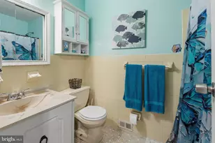 9888 Garvey Dr, Philadelphia, PA 19114 - Photo 18