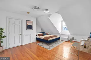 704 S Washington Square, Philadelphia, PA 19106 - Photo 4