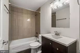 802 N 16th St, Philadelphia, PA 19130 - Photo 14