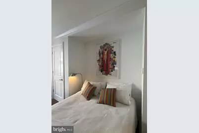 1701 Locust Street #1506, Philadelphia, PA 19103 - Photo 4