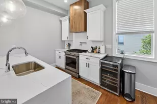 2212 E Susquehanna Ave, Philadelphia, PA 19125 - Photo 6
