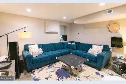 911 S 20th Street, Philadelphia, PA 19146 - Photo 6