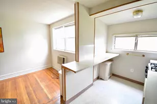 372 W Milne St, Philadelphia, PA 19144 - Photo 8