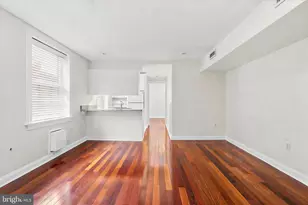 238 S 8th St, Philadelphia, PA 19107 - Photo 2