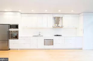 1735 Naudain St, Philadelphia, PA 19146 - Photo 4