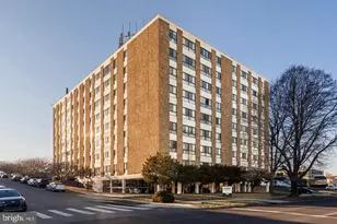 7600 E Roosevelt Blvd, Philadelphia, PA 19152 - Photo 2