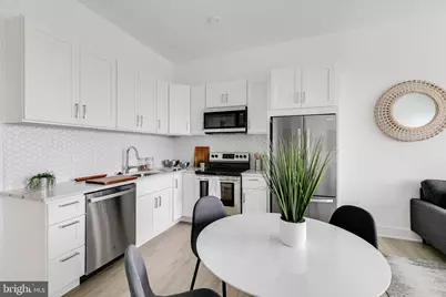 2201 Washington Avenue #UNIT 205, Philadelphia, PA 19146 - Photo 4