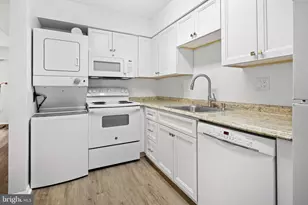 1215 South St, Philadelphia, PA 19147 - Photo 6
