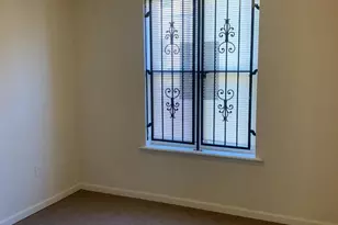 2217 N Sydenham St, Philadelphia, PA 19132 - Photo 4