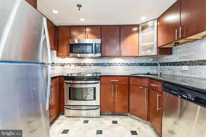 2001 Hamilton Street #401, Philadelphia, PA 19130 - Photo 10