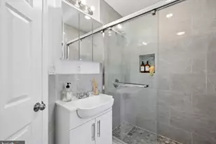 2542 W York St, Philadelphia, PA 19132 - Photo 12