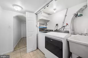 1531 Benner St, Philadelphia, PA 19149 - Photo 24