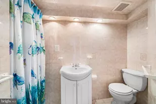 1531 Benner St, Philadelphia, PA 19149 - Photo 26