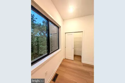 3639 Earp Street, Philadelphia, PA 19146 - Photo 10