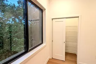 3639 Earp St, Philadelphia, PA 19146 - Photo 10