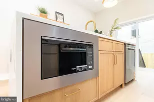 1437 S 8th St, Philadelphia, PA 19147 - Photo 24