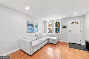 1207 S Marshall St, Philadelphia, PA 19147 - Photo 2