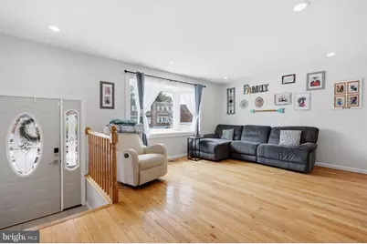 12740 Hollins Road, Philadelphia, PA 19154 - Photo 4