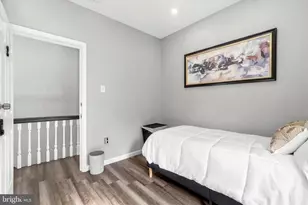 1319 W Wyoming Ave, Philadelphia, PA 19140 - Photo 18