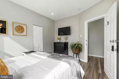 1319 W Wyoming Avenue, Philadelphia, PA 19140 - Photo 20
