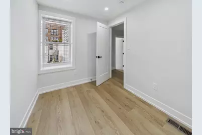 2229 Oakford Street, Philadelphia, PA 19146 - Photo 12